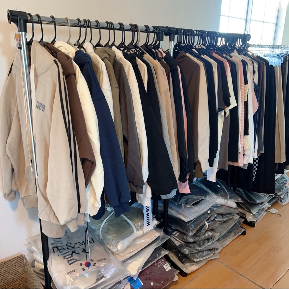 Add more new items, all brand new clothes clearance bundle sale🥰🥰